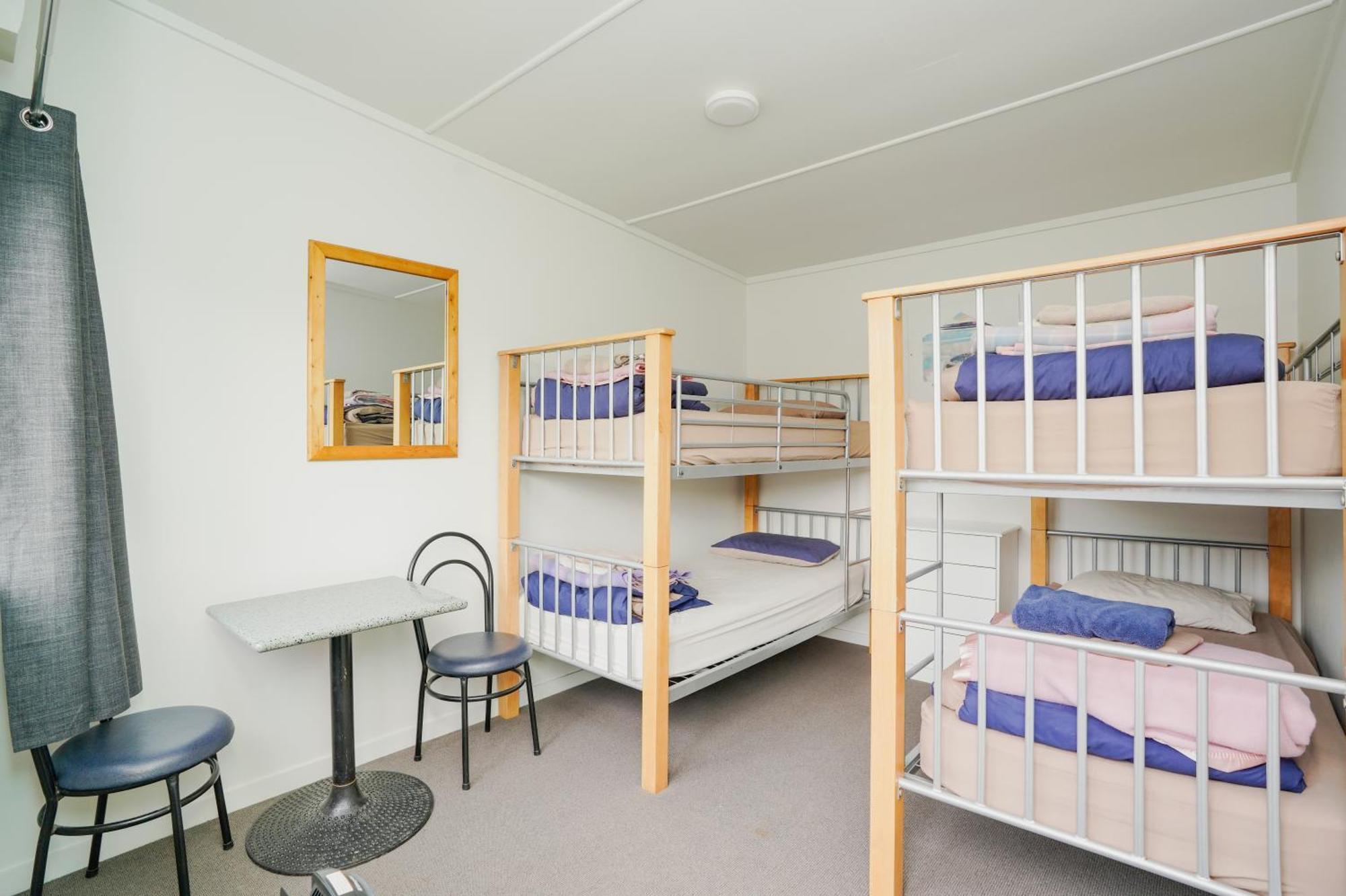 Beach Road Holiday Park Otatara Экстерьер фото