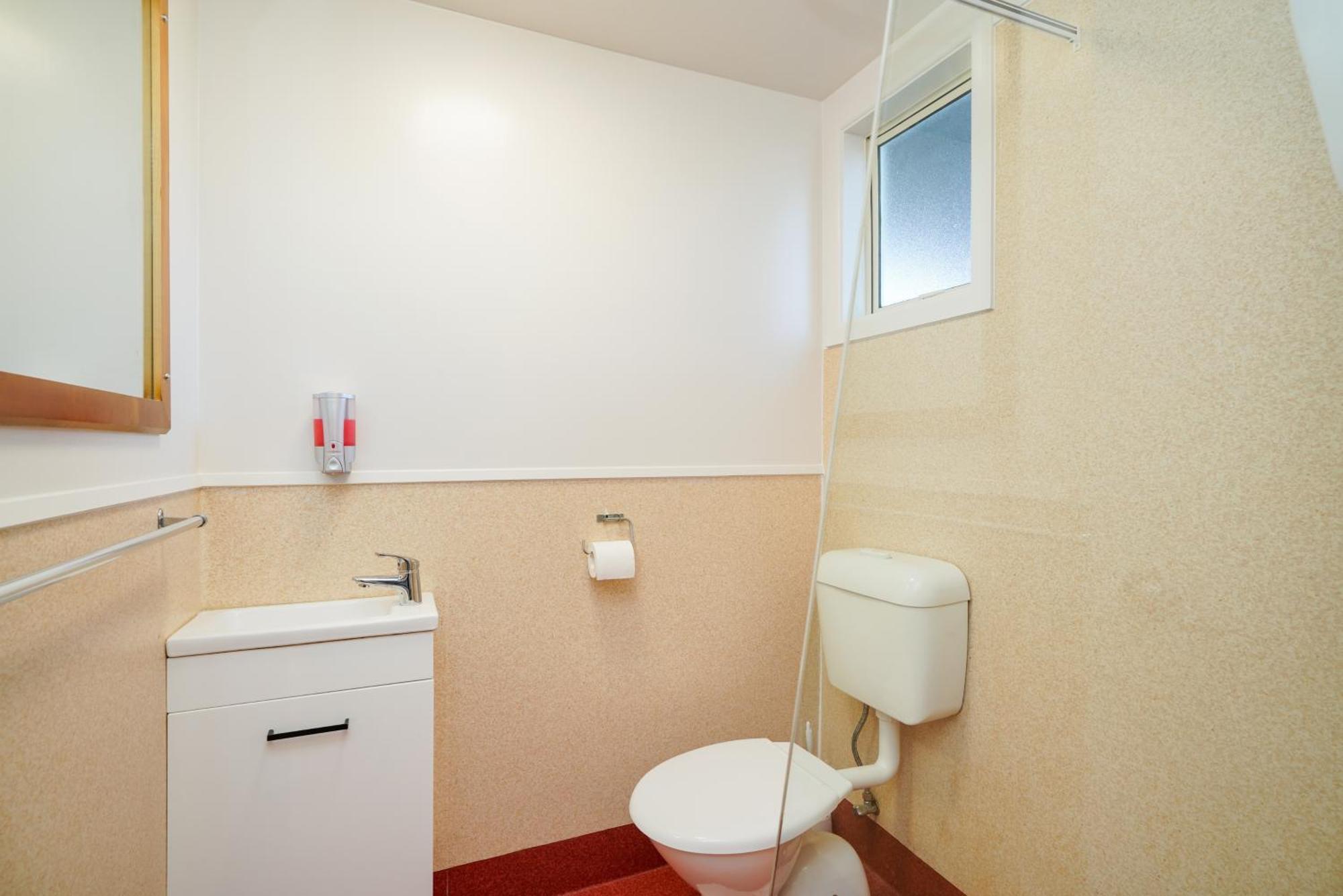 Beach Road Holiday Park Otatara Экстерьер фото